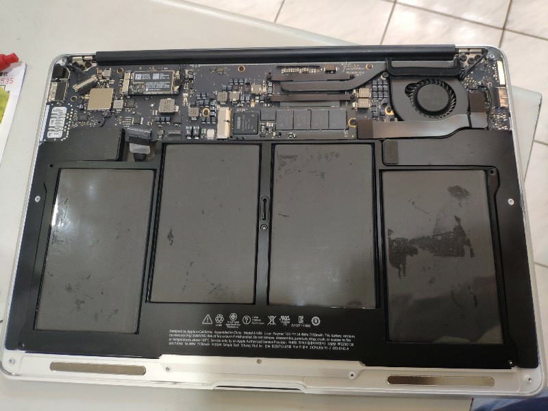 apple a1466 電池不續電 建議更換電池 現貨換