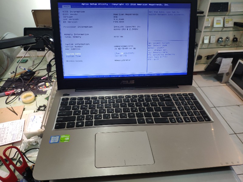 Asus x556u 電池澎漲 更換全新電池 ok，各廠牌筆電電池都有，可現場安裝，來電洽詢。@nb3c