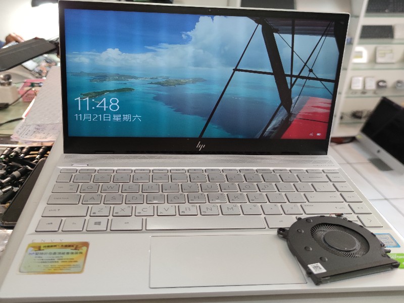 Hp 筆電風扇異音 更換全新風扇ok 有同問題都可維修更換。