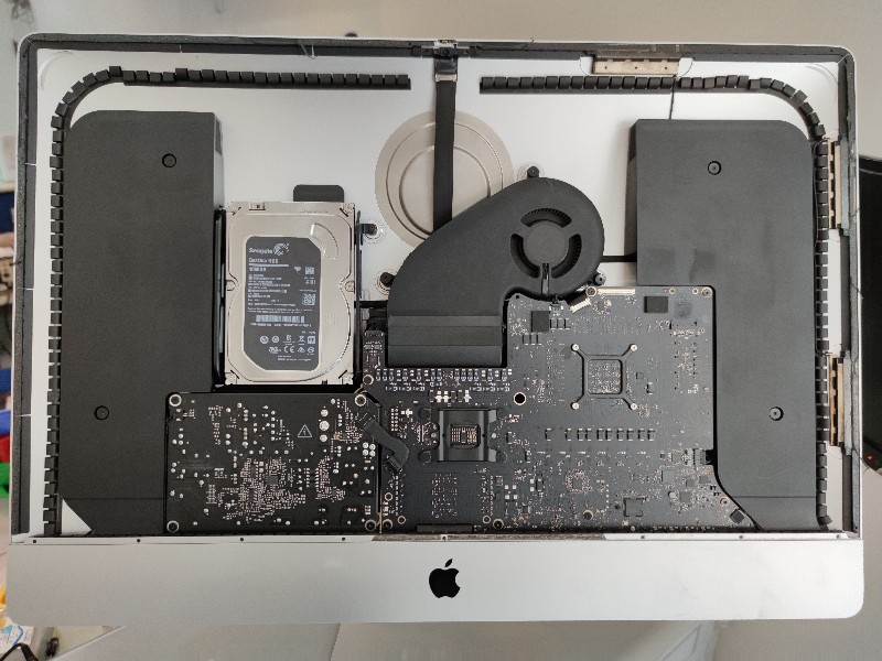 Aapple imac a1419 a1418 a1312 更換ssd固態硬碟，快速更換約1-2小時換好 已換上百台了。要快哦。。