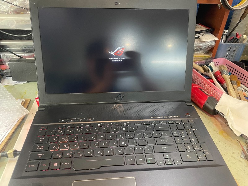 asus gm501實機維修 不開機 不顯示 機板滲水 鍵盤 電池 故障 有同問題都可送至本公司維修。