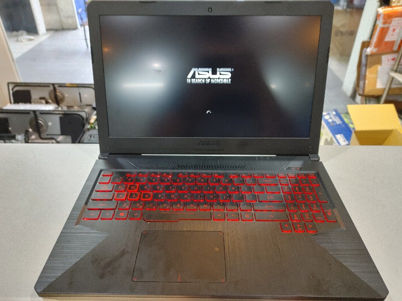 Asus fx504 轉軸 上蓋 斷裂 現場維修約1-2小時修好修很多台一樣型號了.