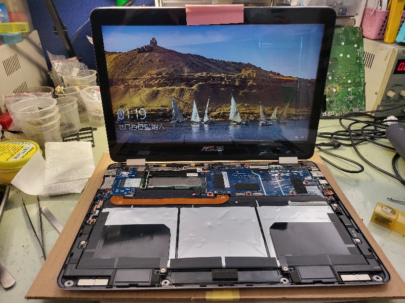 Asus ux360 更換全新轉軸 現場拆機更換維修全新轉軸ok 已更換維修上百台轉軸了喔。有同問題都可來電洽詢。