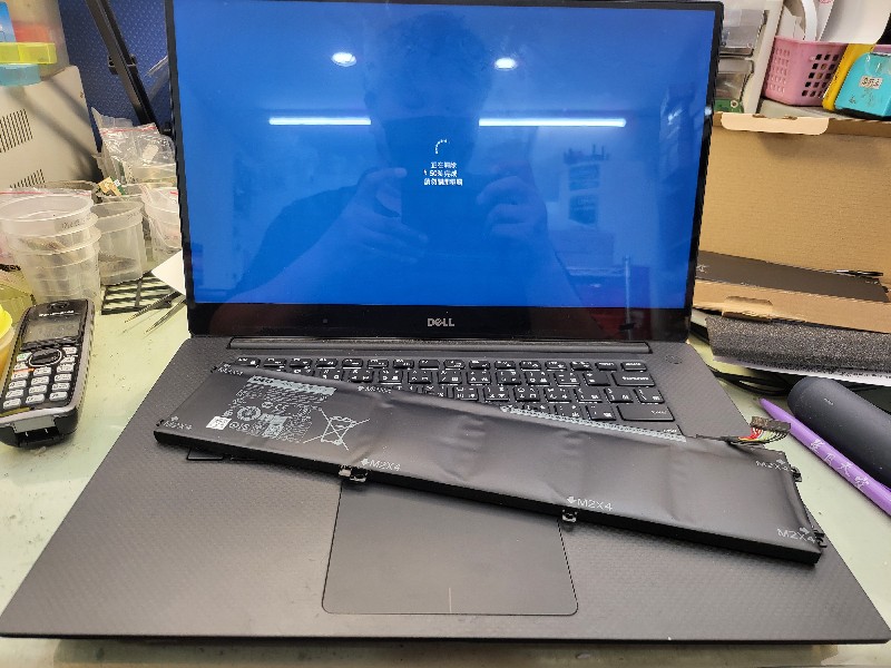 Dell H5H20 6GTPY 原廠電池 戴爾 Precision 5520 5530 客戶電池澎漲，現貨現場更換全新電池。有需要可來電洽詢更換。