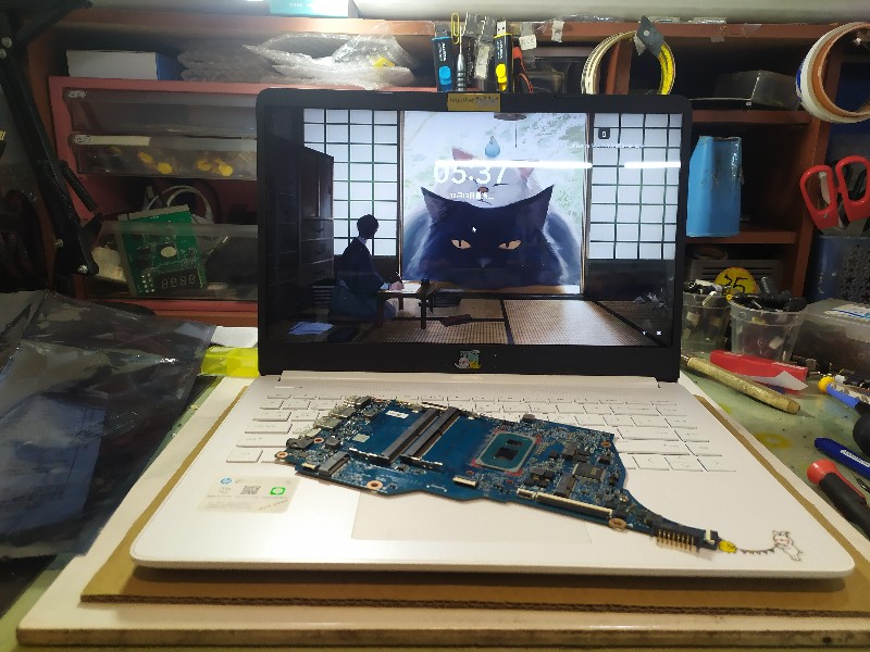 實機修-hp 14s 不開機 不過電 cpu燒掉 更換主機板 有現貨，更換ok ,各廠牌筆電主機板都有更換，可來電洽詢。