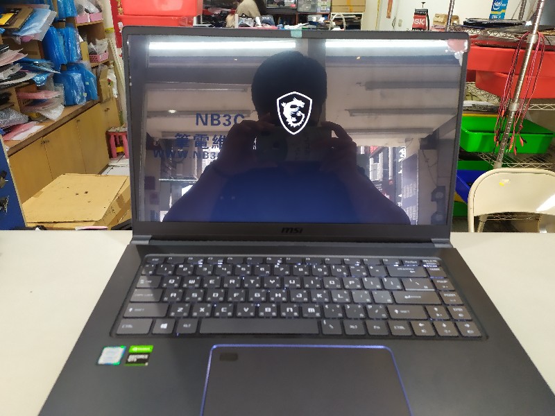 實機修-msi 筆電 轉軸斷裂 螢幕更換，現場維修ok，有同問題都可送門市維修。