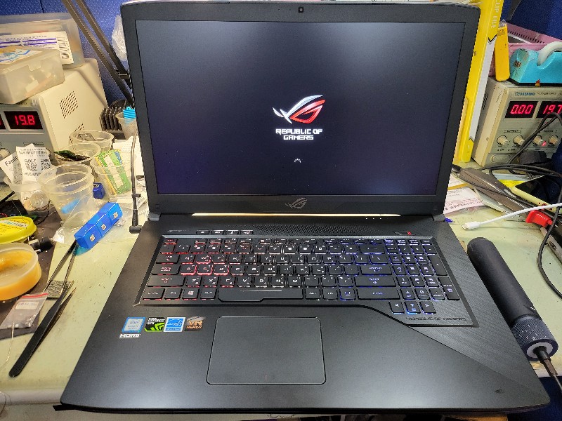 Asus gl703v 鍵盤全部無法使用，只有開機鍵正常，此Asus 機種很多都有這樣問題，是主機板鍵盤控制ic故障，重新寫程序或是更換有程序ic就ok,已修很多此問題，都ok，可送來門市維修。g532 gl503 @nb3c專業筆電維修。