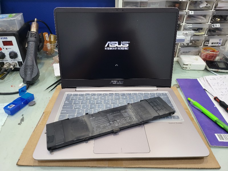 Asus ux410 電池不續約 電池膨脹更換 現貨現場更換電池ok,各廠牌筆電電池都有貨，可來電洽詢。nb3c大台中筆電維修