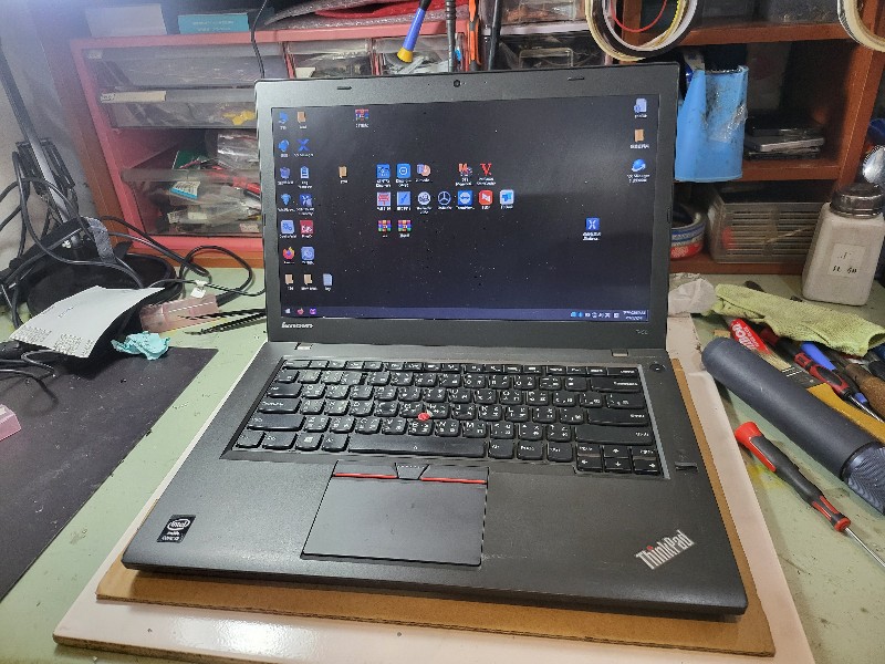 實機修-lenovo t450 三口usb都故障無法使用，查修後為主機板問題，usb供電ic故障更換ic,測試ok 精修筆電主機板 任何故障都可快速維修，各廠牌筆電都可送來門市，可來電洽詢。