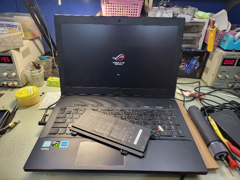 Asus gu501g 電池不續電 不充電 現貨現場安裝約30分鐘快速安裝ok,筆電各廠牌電池都有貨，可來電洽詢，現貨現場安裝。@nb3c