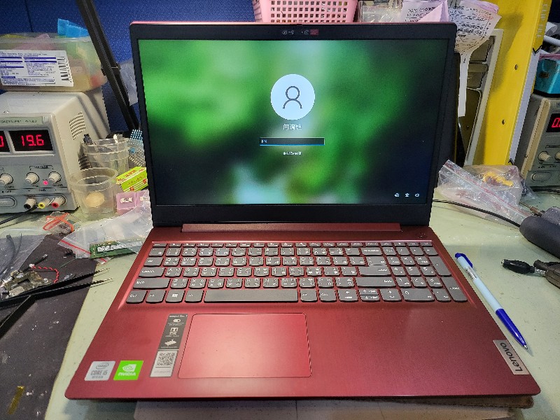 Lenovo ideapad3 15iil05 客戶送修，不開機，不過電，查主機板訊號電源模組故障，維修ok,急件最快當天可修好，可來電洽詢。