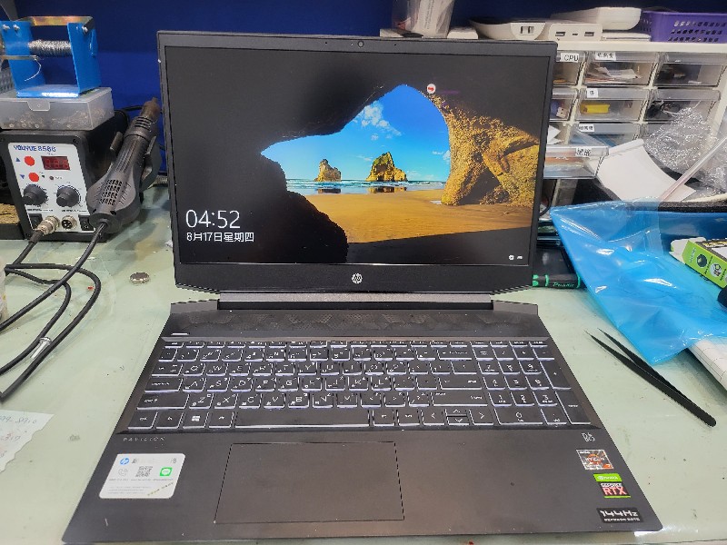 HP 15 tpn-Q229 螢幕顯示異常，現貨現場更換OK,同問題都可送到門市維修，@nb3c