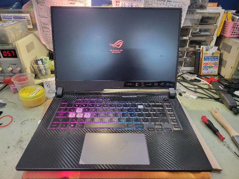 Asus g732 不開機 不過電 主機板查修電源模組故障.精修各廠牌筆電.可來電洽詢nb3c大台中筆電維修