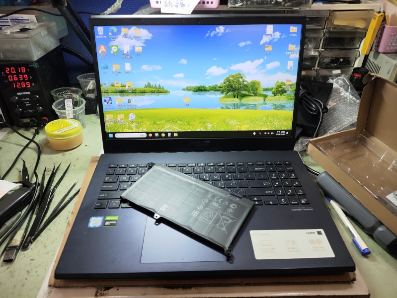 Asus f571 不開機 不過電 不顯示 電池很快沒電,現貨現場維修更換全新電池ok完修,各廠牌電池都有可現廠安裝,可來電洽詢@nb3c筆電維修