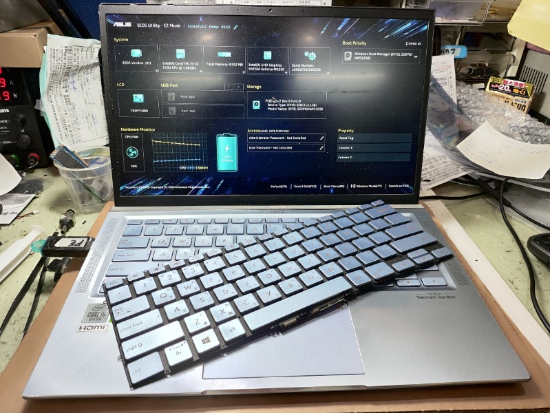 Asus ux431f鍵盤故障 現貨現場安裝ok,完修 專業主機板維修不開機不過電 螢幕 電池 轉軸斷裂都可維修,請來電洽詢,@nb3c