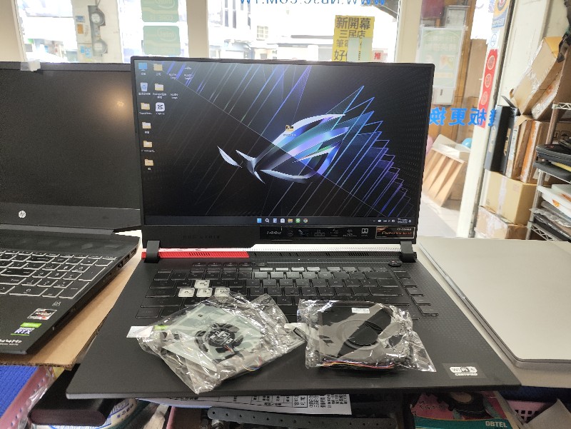 Asus g513 風扇故障，異音震動，現貨現場更換ok,各廠牌風扇都有可來電洽詢