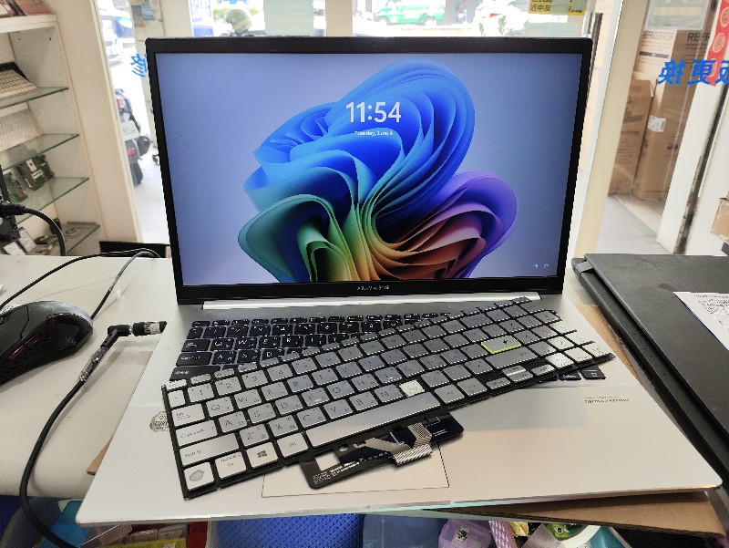 Asus x421fl 鍵盤故障 按不出 缺鍵  卡鍵 實機拆解鍵盤現貨現場安裝約1小時完修,各廠牌鍵盤都修可來店快速維修 nb3c