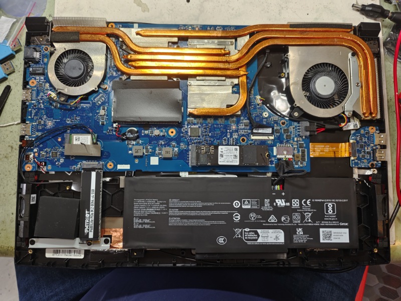 Msi a17 開機不顯示 無畫面 不開機有電源燈亮 實機拆解 專業主機板維修 查詢主機板電路 訊號 電原模組ic查到訊號有問題維修更換零件 ok 開機 專業主機板維修 各廠牌都有快速維修最快當天維修好 大台中筆電維修 可來電洽詢 line:@nb3c