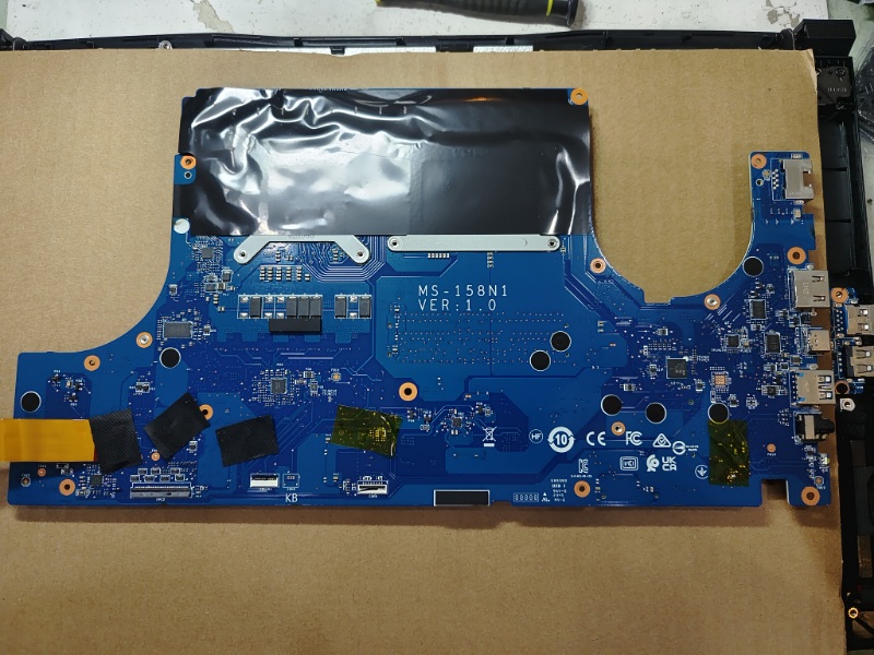 Msi a17 開機不顯示 無畫面 不開機有電源燈亮 實機拆解 專業主機板維修 查詢主機板電路 訊號 電原模組ic查到訊號有問題維修更換零件 ok 開機 專業主機板維修 各廠牌都有快速維修最快當天維修好 大台中筆電維修 可來電洽詢 line:@nb3c