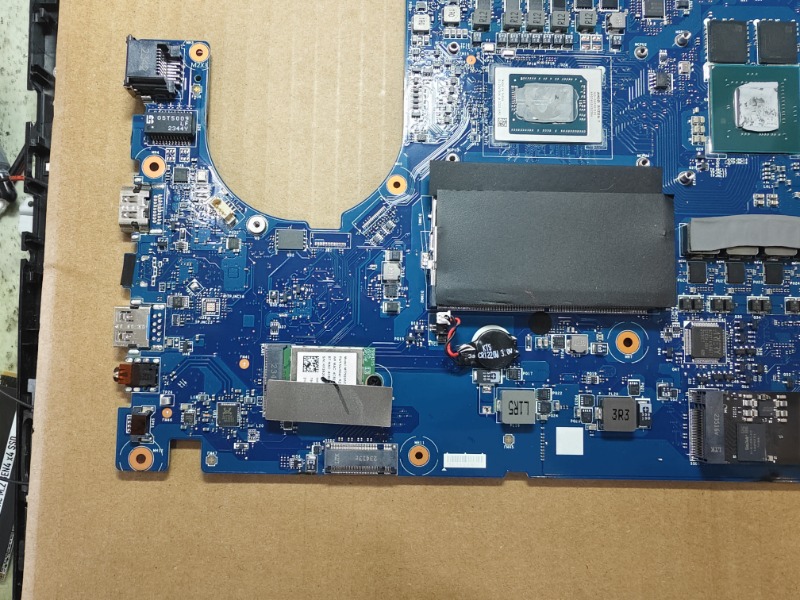 Msi a17 開機不顯示 無畫面 不開機有電源燈亮 實機拆解 專業主機板維修 查詢主機板電路 訊號 電原模組ic查到訊號有問題維修更換零件 ok 開機 專業主機板維修 各廠牌都有快速維修最快當天維修好 大台中筆電維修 可來電洽詢 line:@nb3c