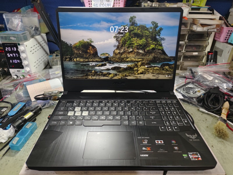 Asus fx505d 電池不續電 現貨更換電池 實機拆解 風扇卡灰塵很多 告知客戶同意清潔保養 散熱膏重換新 風扇清潔 更換全新電池 ok,各廠牌電池都有可現場更換 筆電清潔保養 筆電專業維修 有問題都可來電洽詢 line:@nb3c