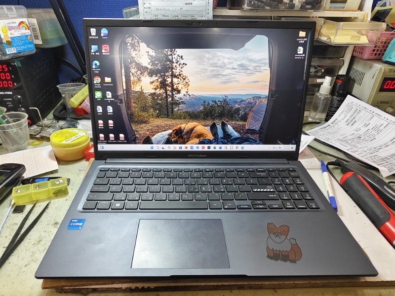 Asus x1502z 不開機 不顯示 主機板故障 快速維修ok 急件當天都可維修ok.nb3c筆電維修