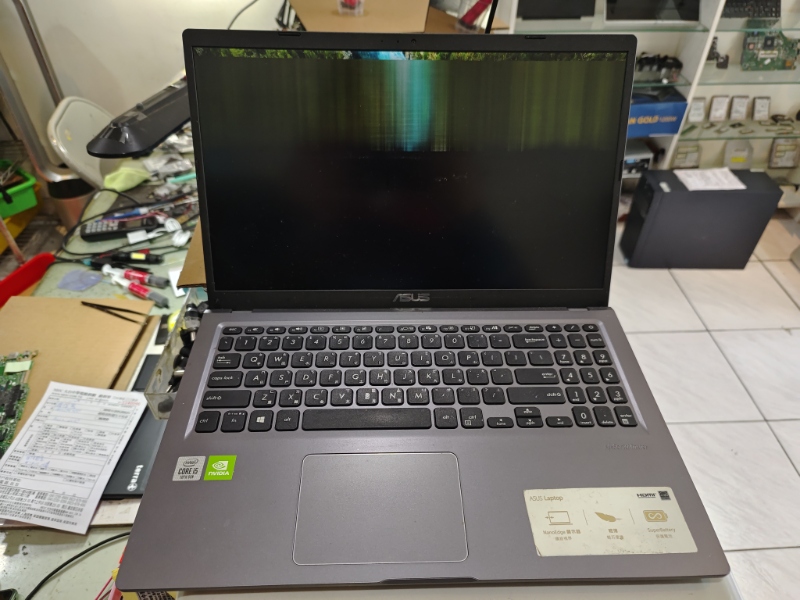 ASUS X515J螢幕故障顯示異常 螢幕現貨現場安裝OK.各廠牌螢幕都有可來了電洽詢 NB3C 大台中筆電維修