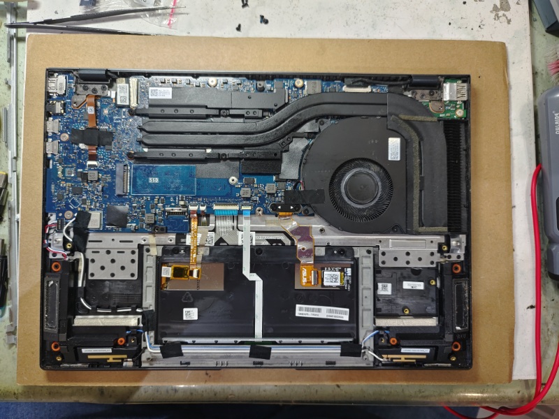 ASUS UX5400ZA 不開機 不過電 插電源無反應 實機主機板拆解多圖 主機板故障 電源模組 供電Ic問題 更換ok 開機測試ok 專業維修筆電主機板 大台中筆電維修nb3c 各廠牌筆電都可維修可來電洽詢line:@nb3c