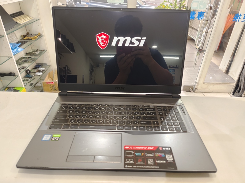 Msi gp75不開機不顯示 客戶更新bios後不開機 實機拆解維修 解焊bios chip重刷ok 各廠牌筆電都有維修可來電洽詢line:@nb3c